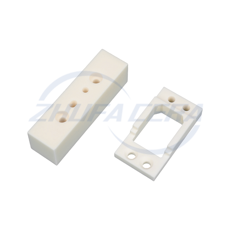 Peças de cerâmica composta